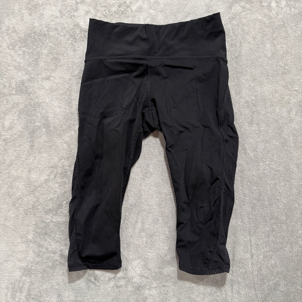 CRZ YOGA Black Capri Leggings women’s size 8/10